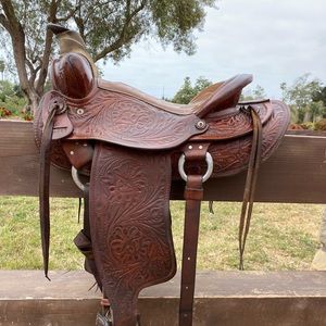 15” all around western saddle